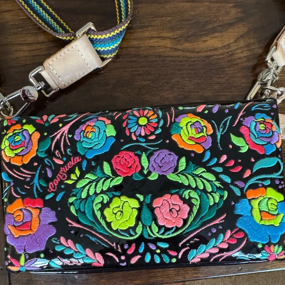 Consuela Rita uptown - Picture 2 of 3